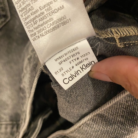 Calvin Klein Men’s Palmer Denim Utility Trucker Jacket NWT Gray Relaxed Fit M - Picture 9 of 15